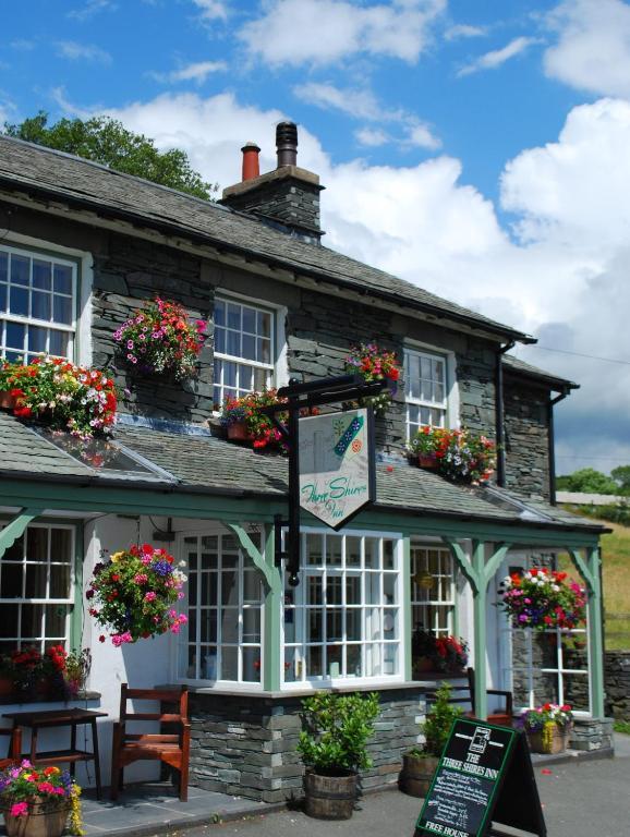 Three Shires Inn Little Langdale Bagian luar foto